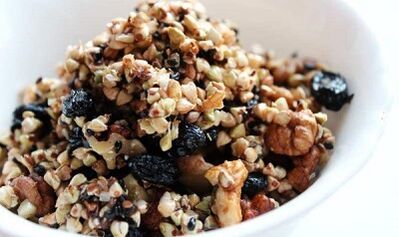 Sarrasin aux fruits secs pour perdre du poids